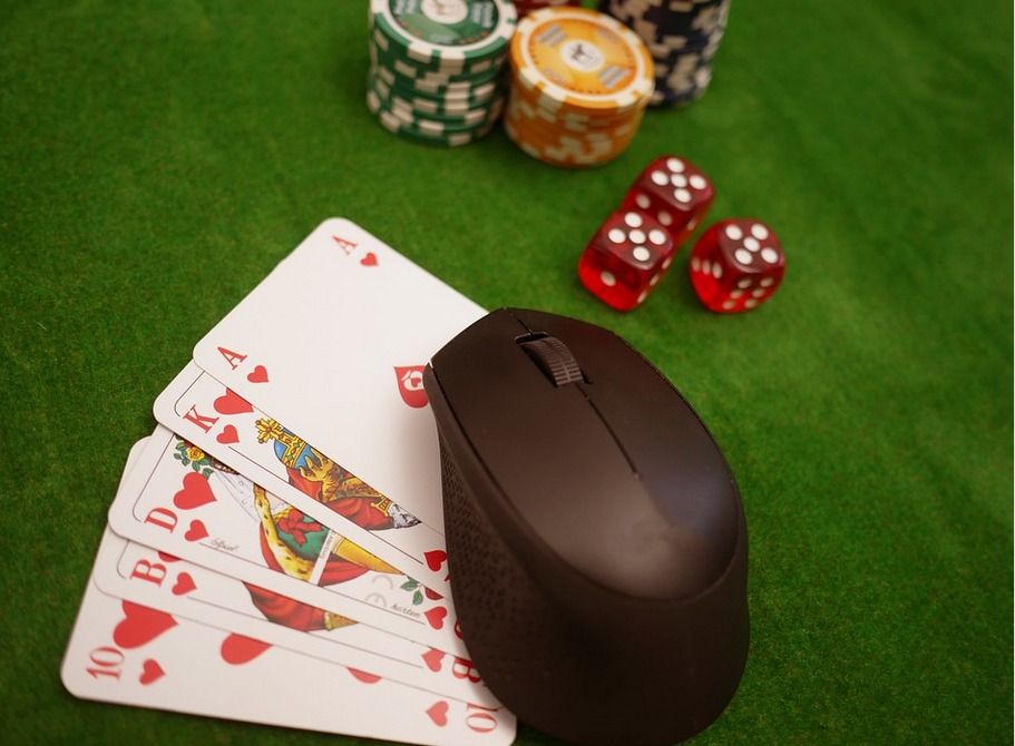 cards and mouse